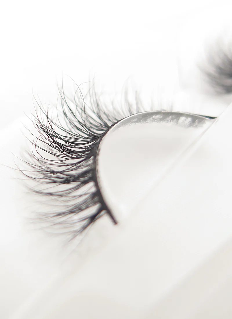 Libra 3D Mink Eyelashes EL08 - Image 3
