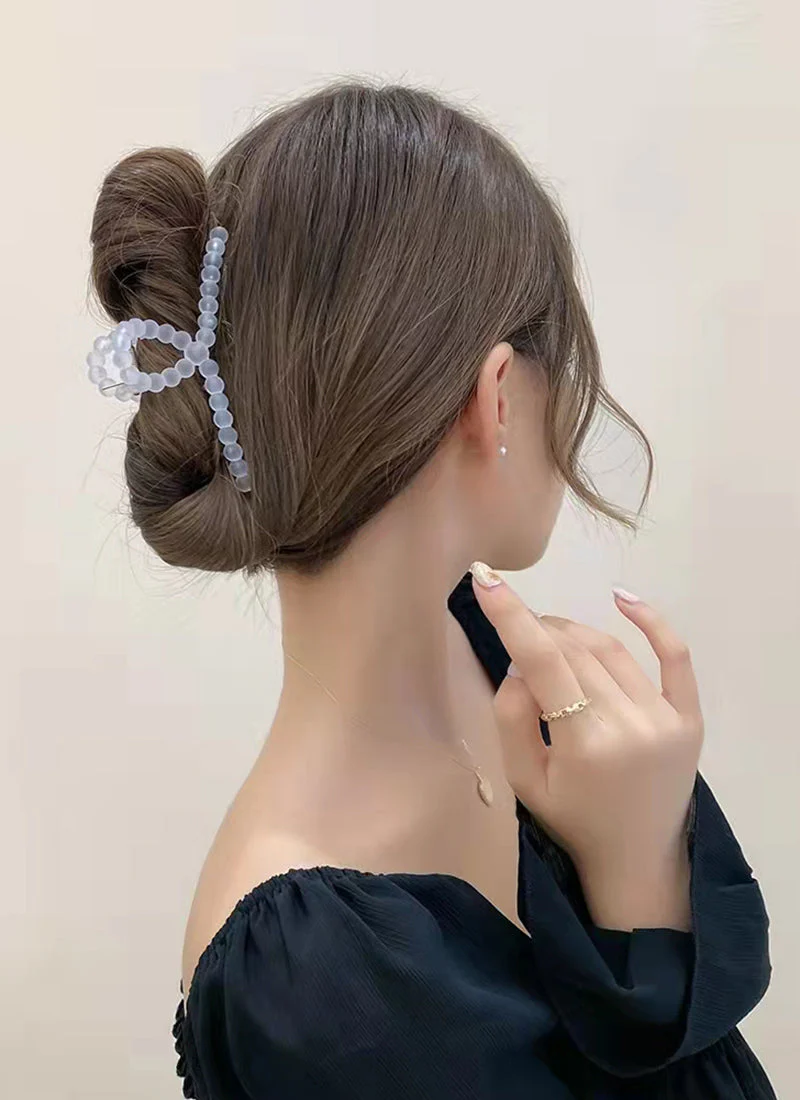 Minimalist Hair Claw - Image 8