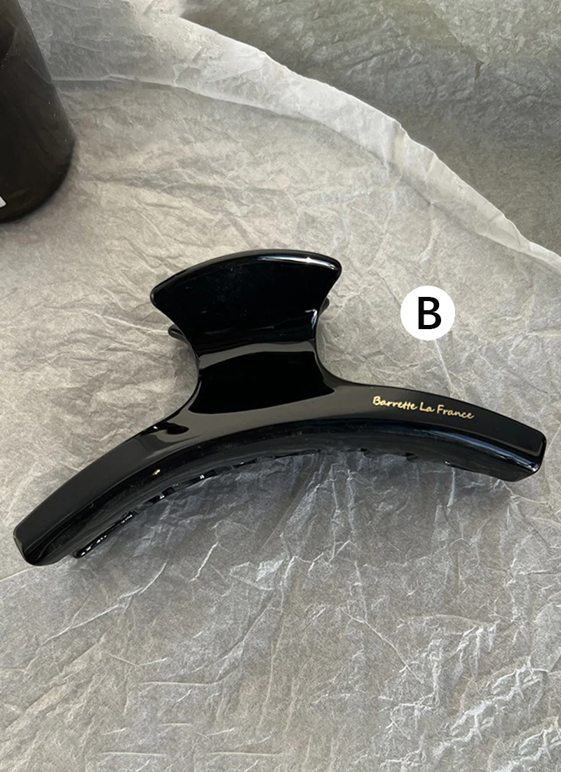 Shark Hair Claw - Image 4