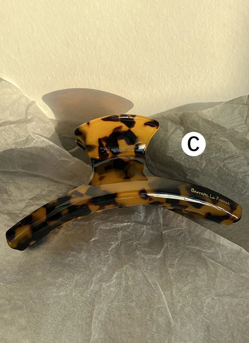 Shark Hair Claw - Image 5